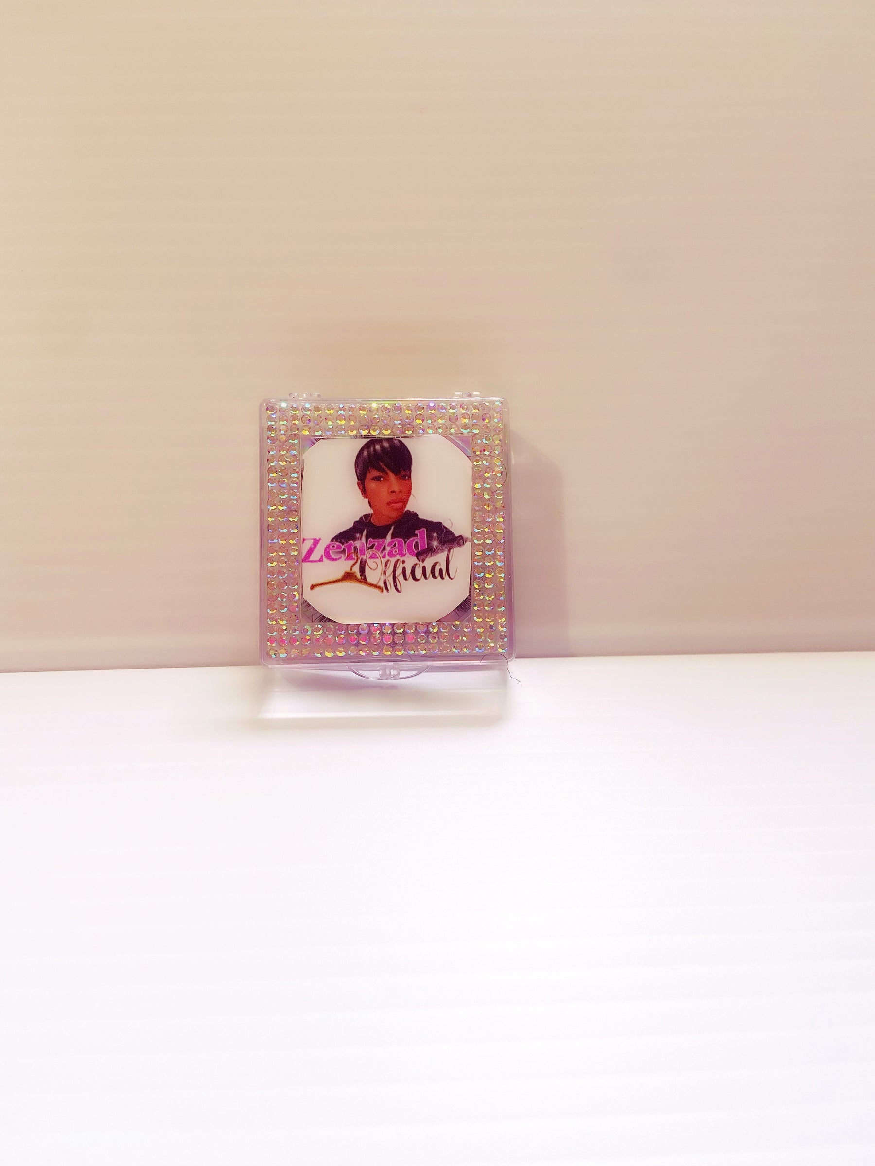 Stash eyelashes